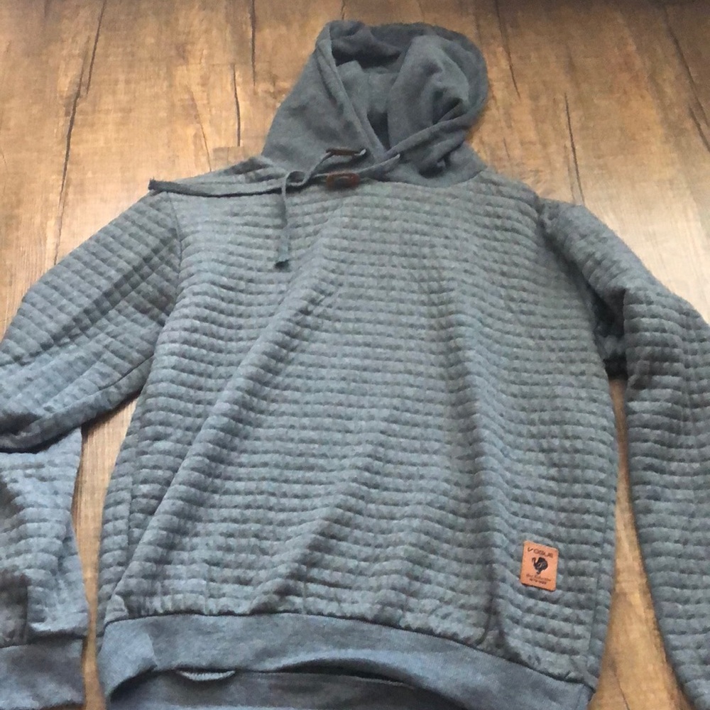 Gray sweatshirt